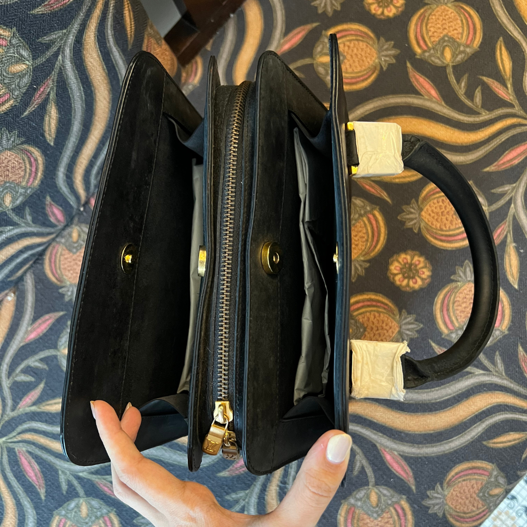 Louis Vuitton Pont Neuf Black Epi Leather Handbag